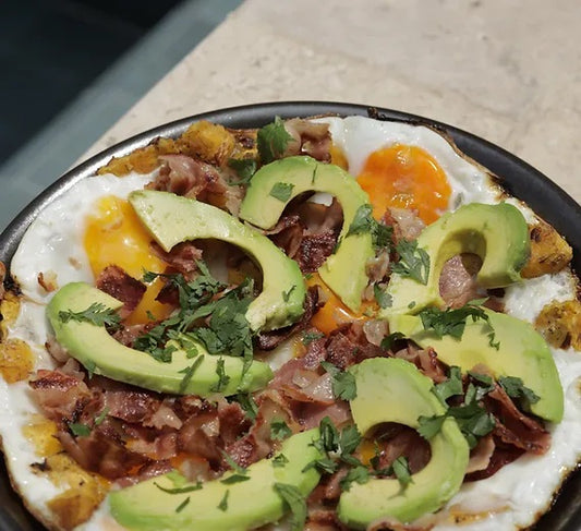 Huevos Rotos con plátano Verde